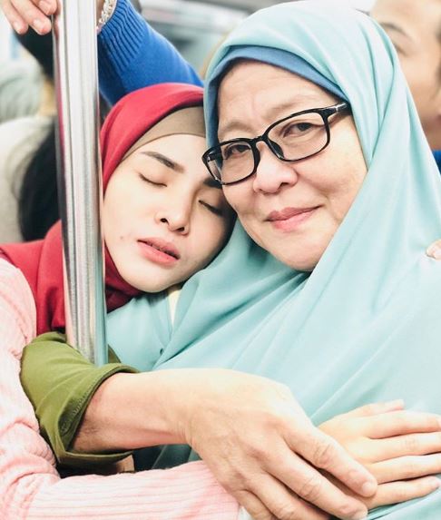 Instagram @ardellaryana Peminat mendoakan kesejahteraan Ardell.